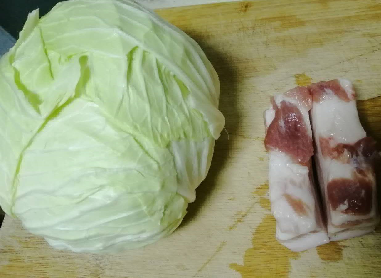 手撕包菜的家常做法不要干辣椒 91a622138e1e4d7782d97e619de97798.jpeg