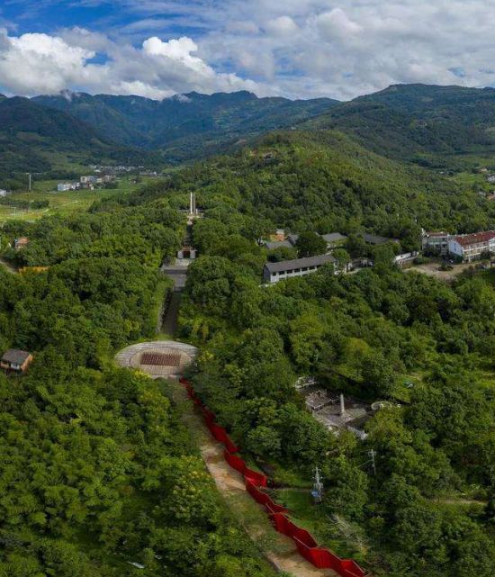 山门镇多少人口_圭峰山永镇山门简笔画