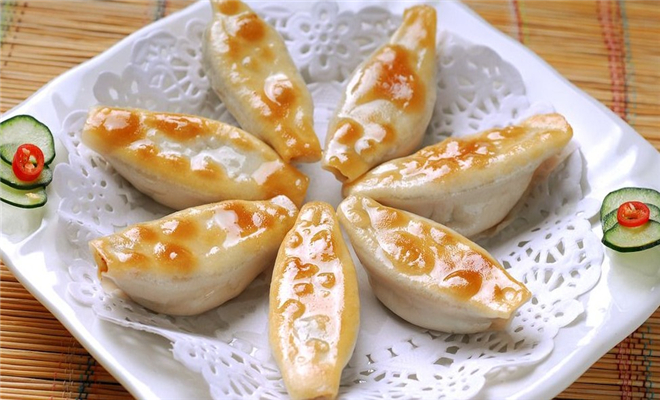 中国传统美食小吃睦记锅贴