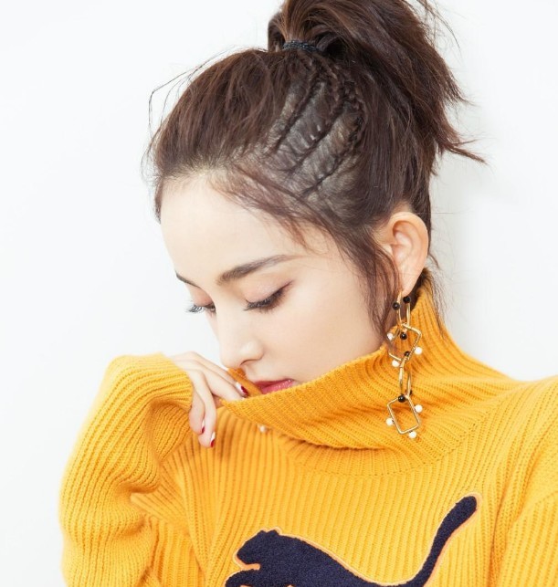 古力娜扎江疏影倪妮迪丽热巴杨颖同扎马尾辫谁更惊艳有气质