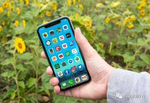 绿色版iphone11重度体验3天有三个优点两个缺点