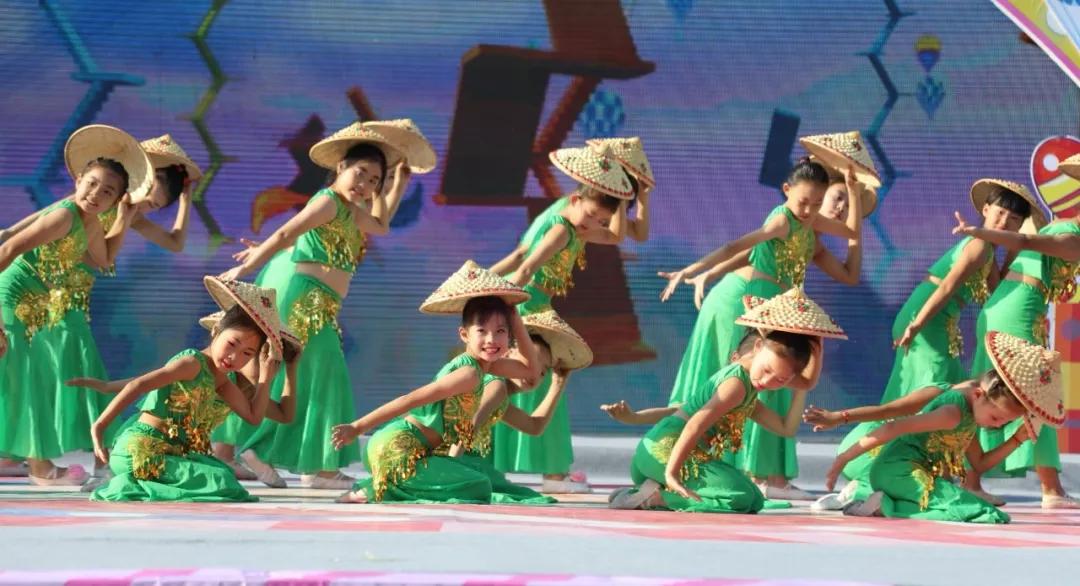 梦回往昔，奶奶的爱与传承，拒绝烂梨的深意