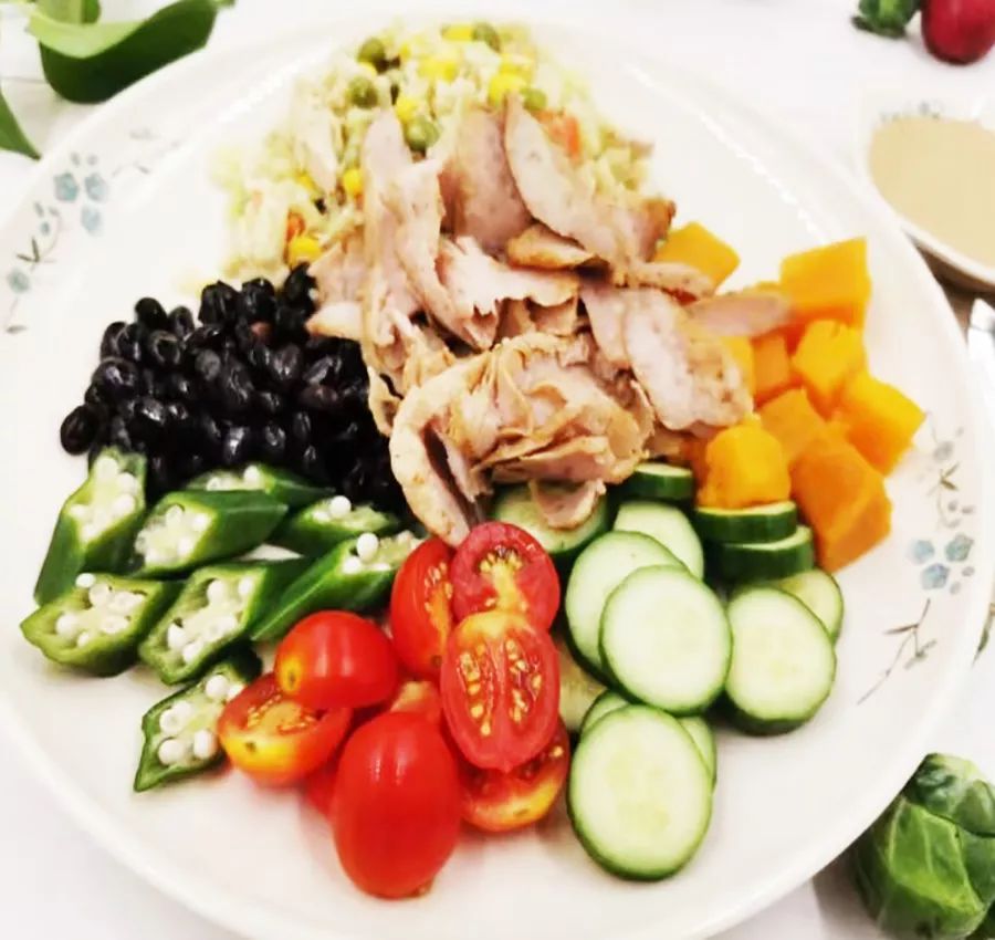 9元抢沙拉疯网红双人餐,吃出健康,美味,均衡的主食