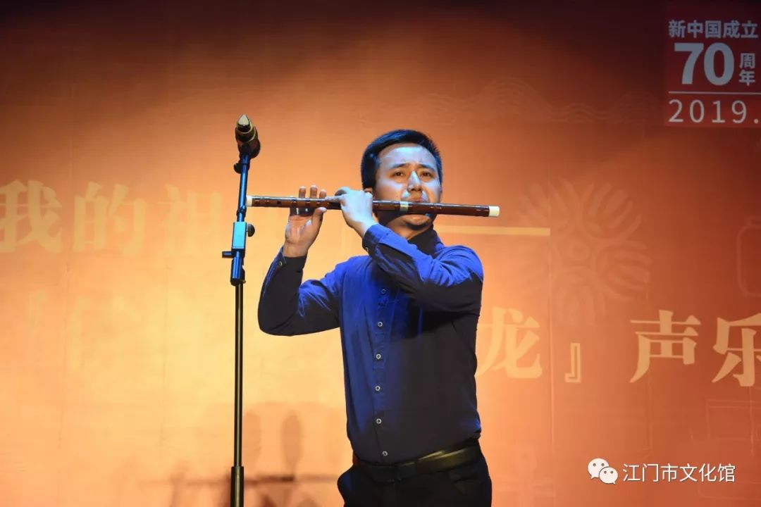 合唱大漠之夜简谱_大漠之夜合唱照片(3)