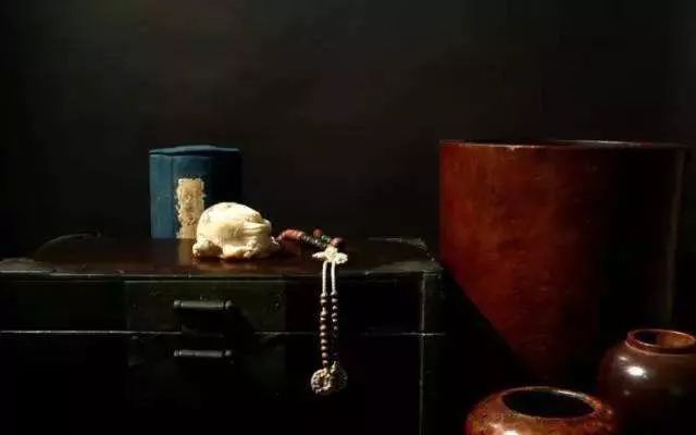 收藏古董专家 72aeb5b70fd3497bbd715ede3e35b41e.jpeg