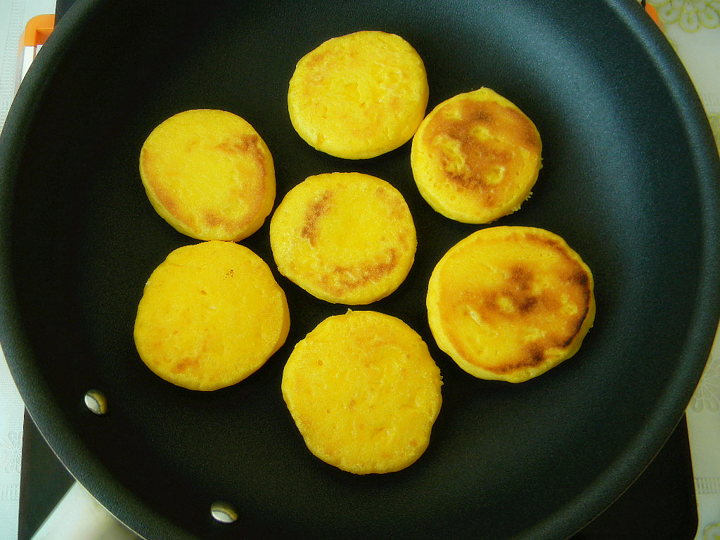 雷州米叶搭饼怎么蒸熟才好看_雷州叶搭饼(2)