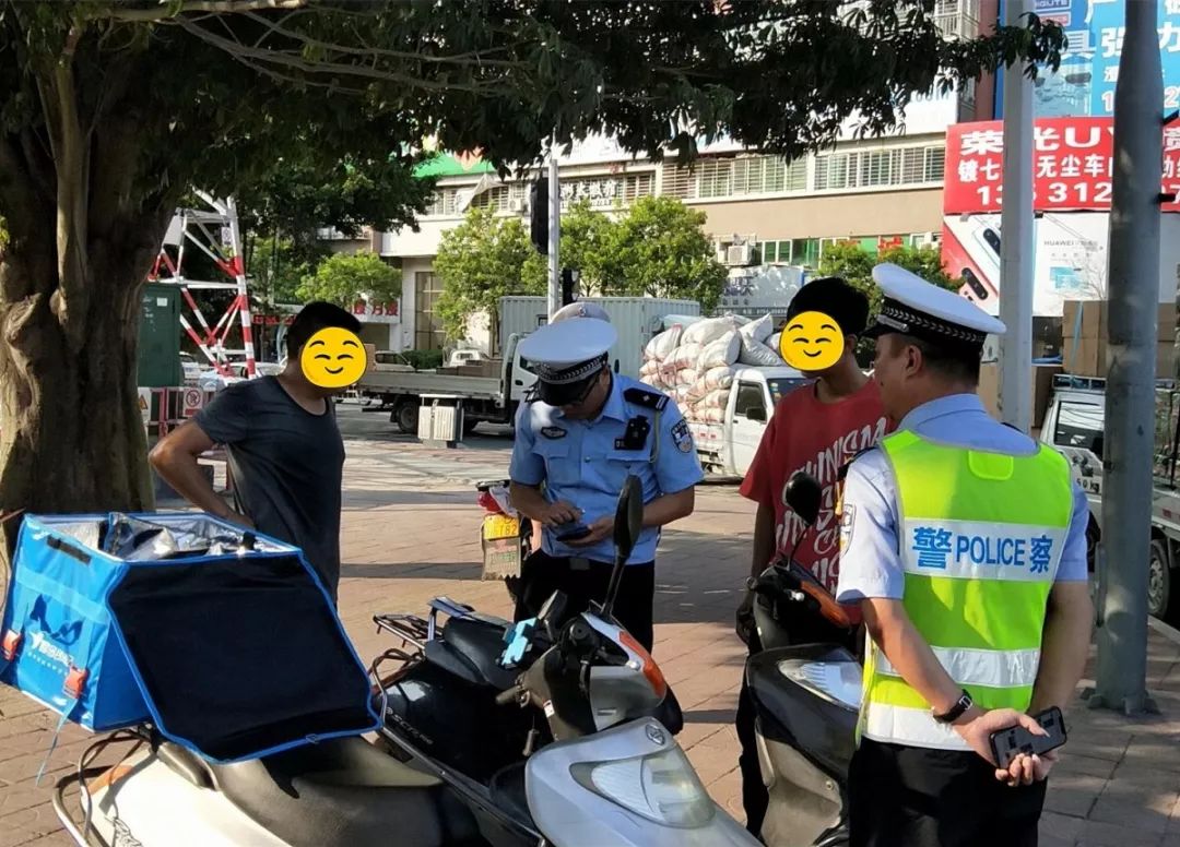 今早澄海交警出动大批人马设卡查车!你遇见了吗?