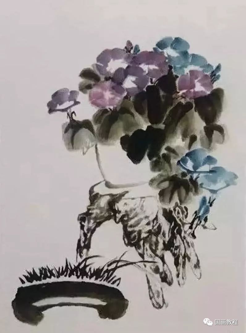 【国画教程】写意《矮牵牛花》_花架