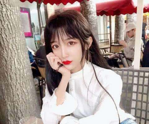 抖音艾比到底是男是女真的是女装大佬
