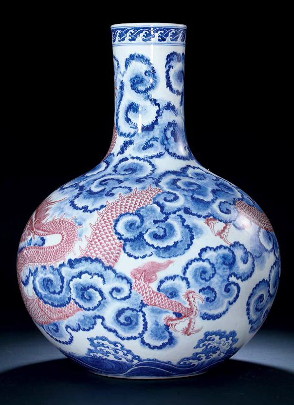 保利香港秋拍】视频导赏| 清乾隆御制青花釉里红云龙纹大天球瓶赏析_搜狐网
