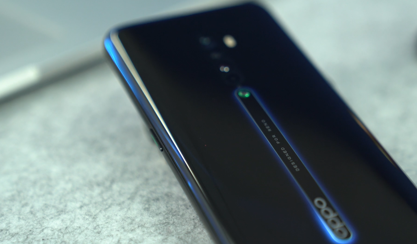 OPPO Reno2上手评测：阳光护眼全景屏+视频超级防抖