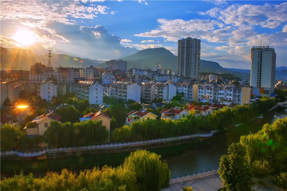 华坪县经济总量_华坪县地图