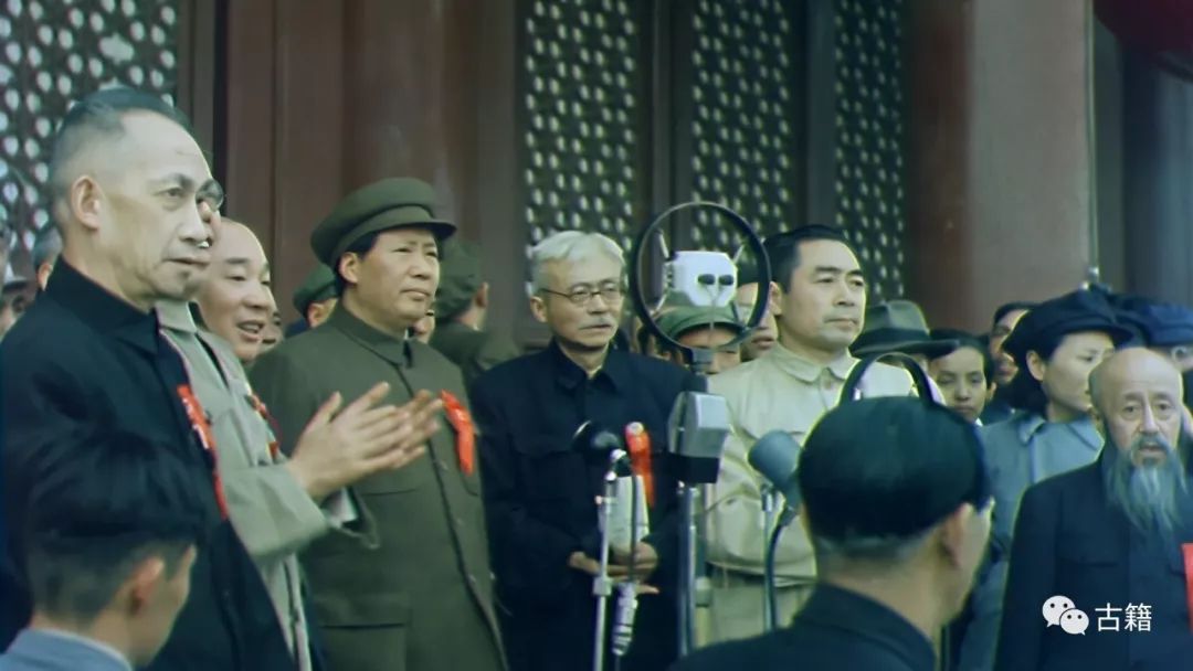 彩色开国大典流传中国记丨心灵悦读