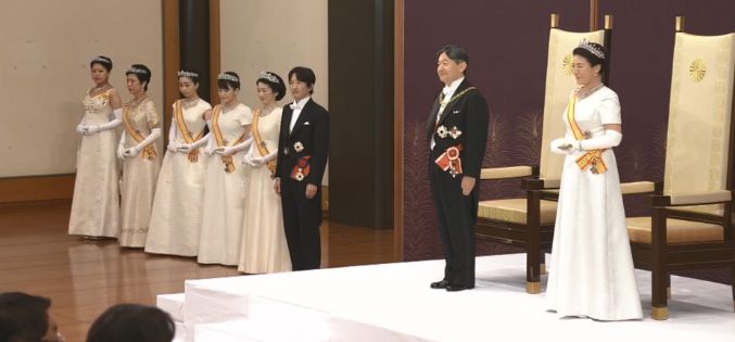 日本皇室礼服大揭秘！和服VS洋装有讲究？颜色背后有深意？