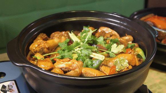 它是广东第一煲！只吃肉不喝汤，食材还会啫啫响
