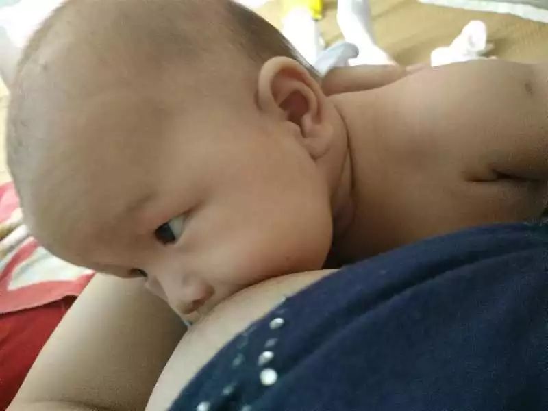『国际母乳会-中国-LLL』哭闹的宝宝｜When Babies Cry