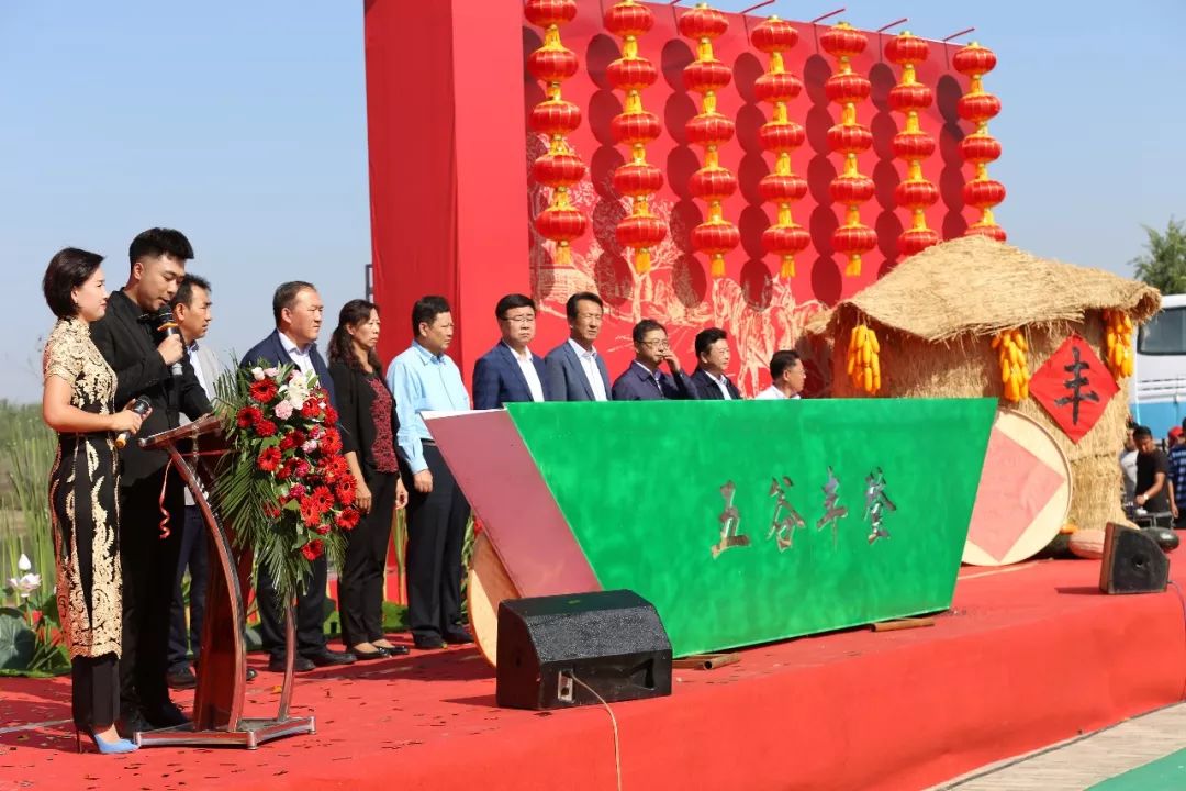 自治区农业农村厅副厅长晁向阳,银川市人大常委会副主任达英,市委书记