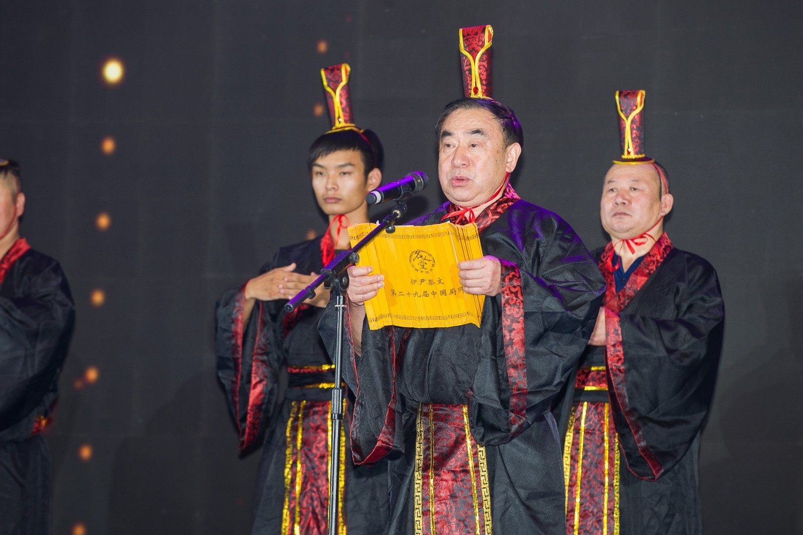 孟宪泽江苏:陈恩德 王献礼山东:陈秀英广东:肖文清海南:颜礼深四川:杨