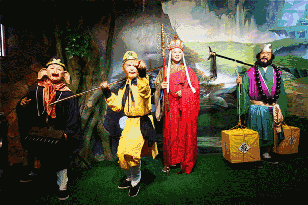 等等玩转西游神话,与 唐僧,孙悟空,猪八戒,沙僧,土地公一起亲密接触