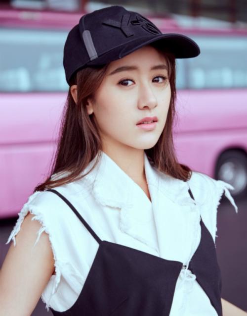 明星祝福视频录制 明星代言 明星翻包翻箱 袁冰