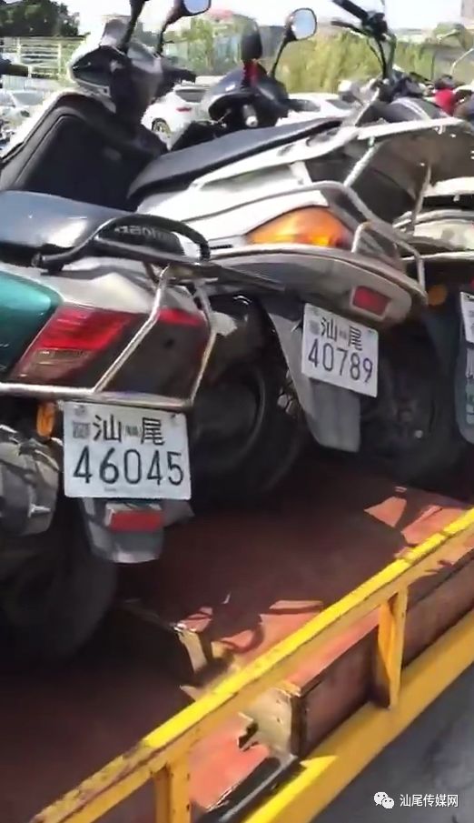 【热点】海丰多辆临时车牌摩托车被依法查扣