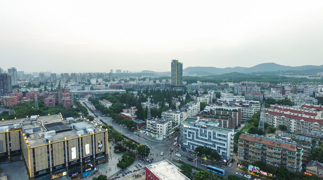 迈皋桥街道2018年经济总量_迈皋桥地铁站(2)