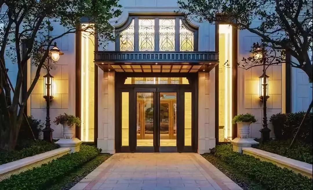 在山水（示意图）○二进院户，意在门风（示意图）○三进家门，礼在秩序（示意图）▲金科集美东方实景图02