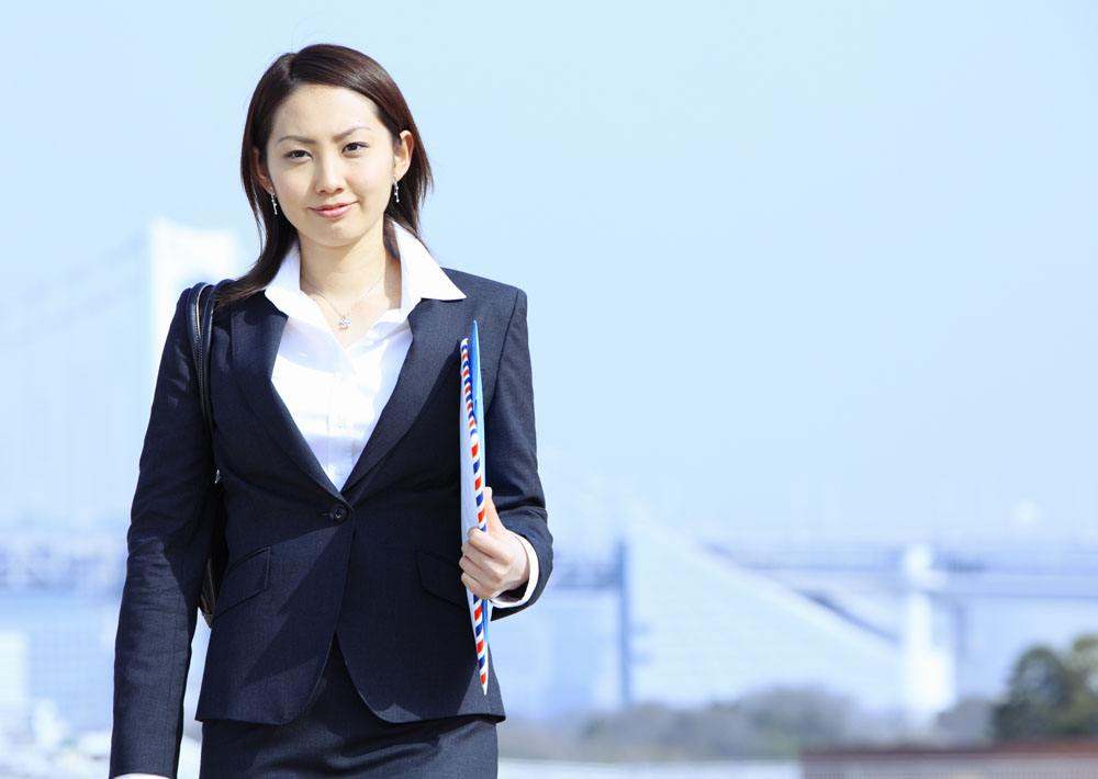 女生职场55岁要离职吗 275fd81e1181496e96364b9e1da9df89.jpeg