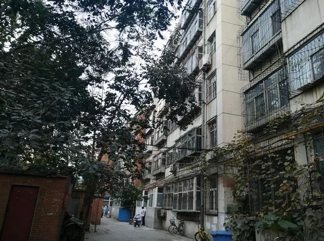 保定一幼儿园宿舍遭遇用水难 部门:将再次进行检测