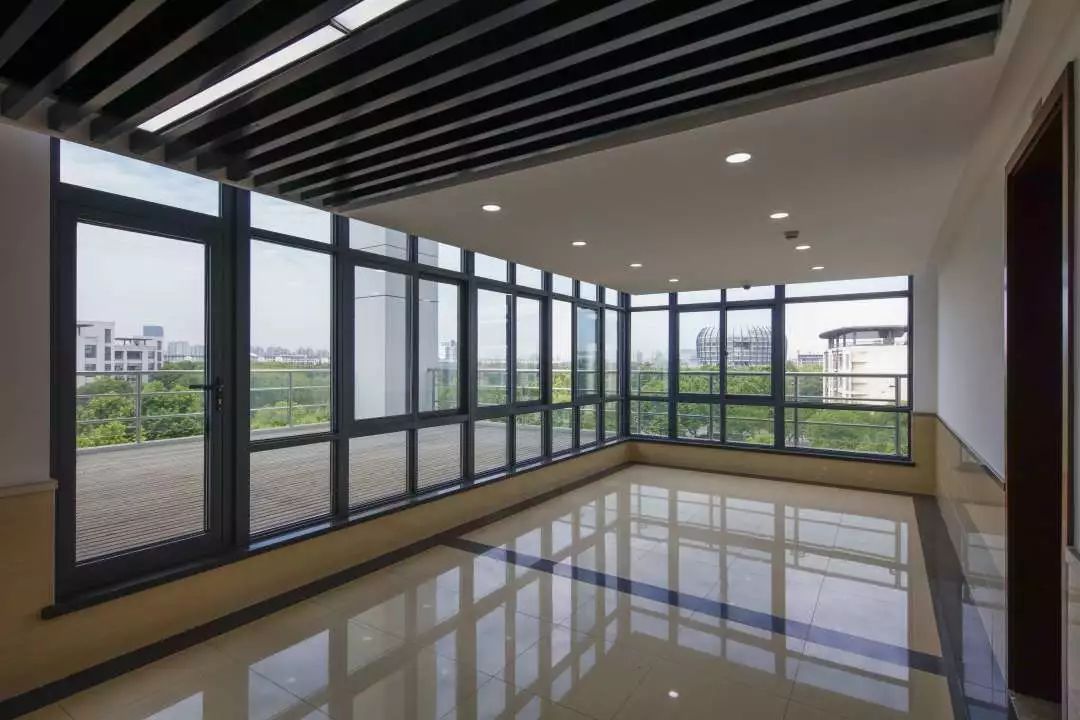 新大楼亮相启用东华新地标真的高大上
