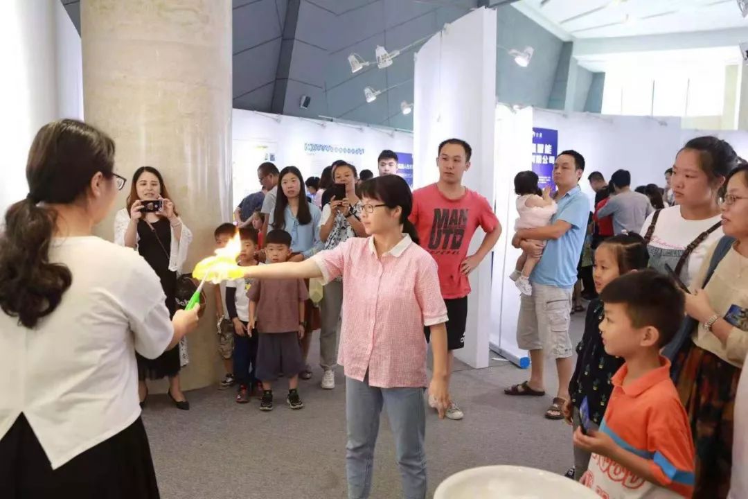 动态漫画推理 58c45faa524847149639a2cb17403cd1.jpeg