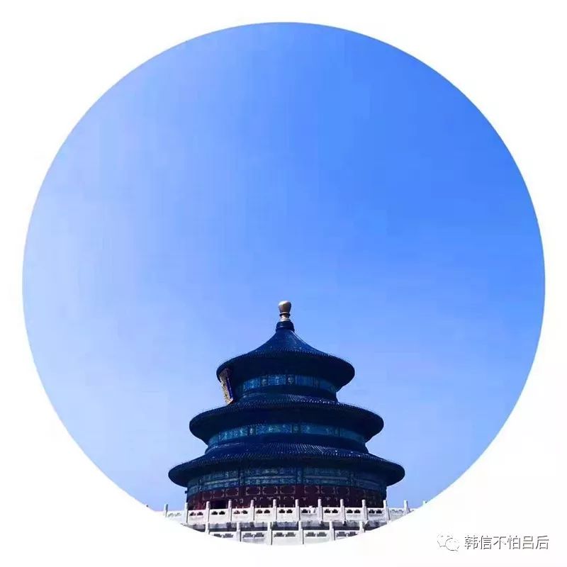 9月21日和22日,长安街v蓝天,蓝天拉出仙剑,技巧在夜空绽放,飞机明媚奇侠礼花传1的小彩带图片