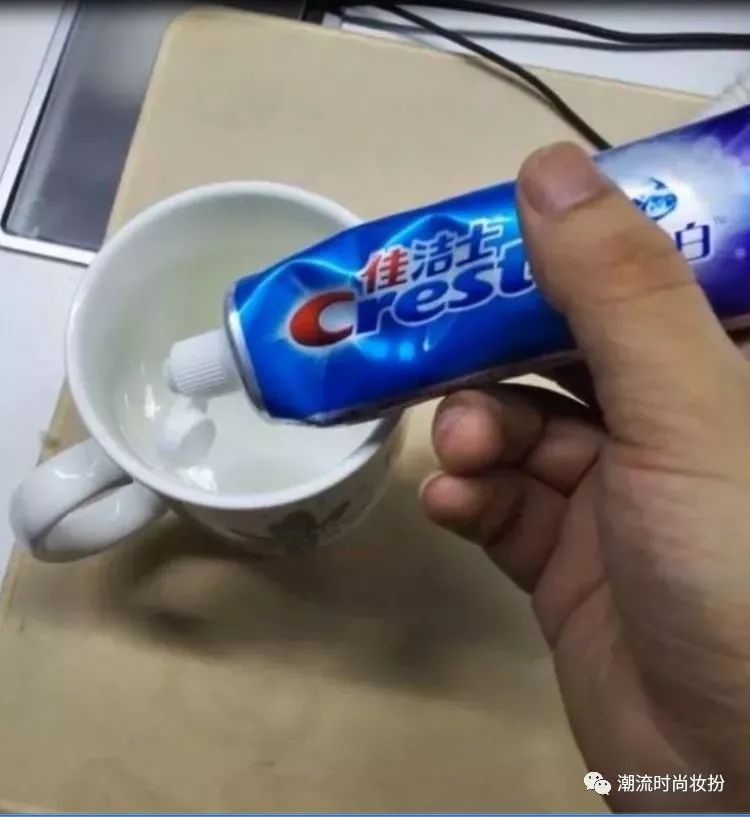 7bd75dbdafb44c6c879ee4140970f5f2.jpeg