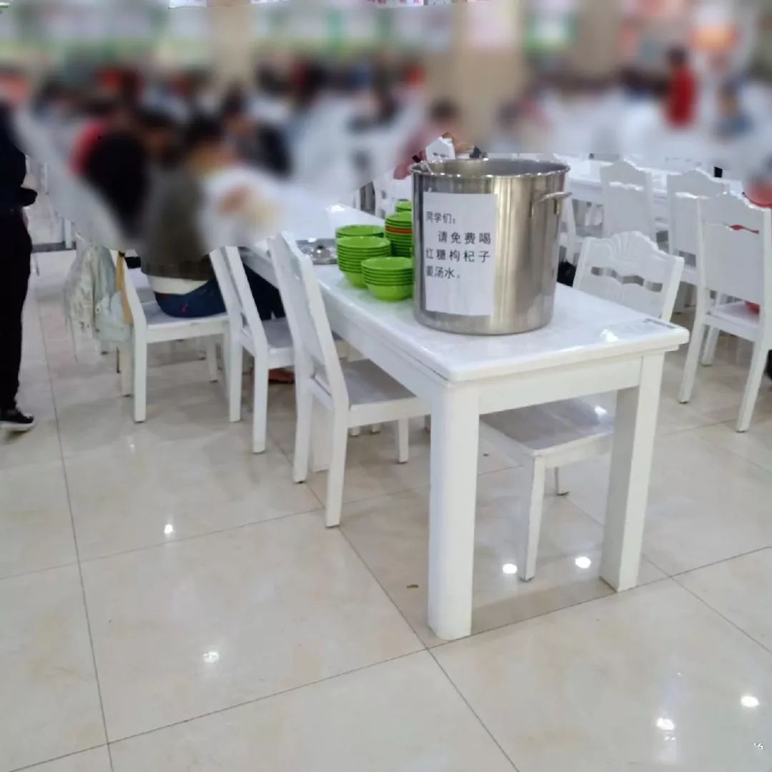 【每日笑报】百年修得同船渡,万年修得神同步