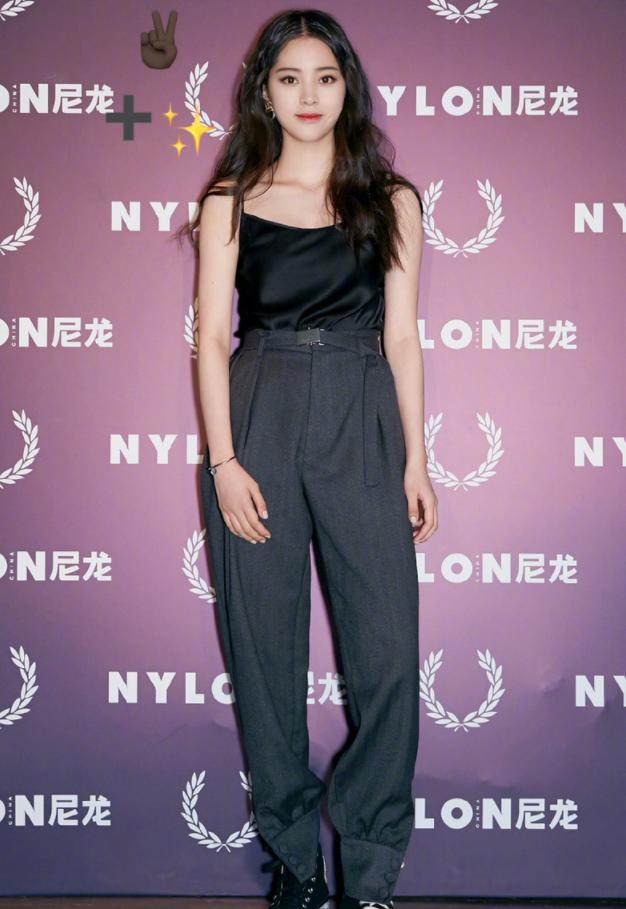 欧阳娜娜身材比例是多少 8b5ec1a9cd774eb29070900b4db601ab.jpeg