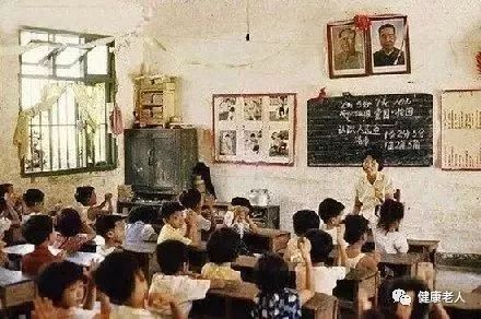 一组老照片,还原80年代真实的中国!