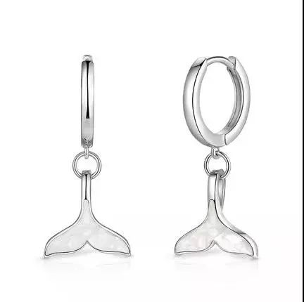 首饰金今日价格降了吗 993cb342e7de4d88ad23f13fa59d96a2.jpeg