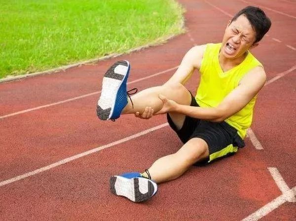抽筋的原因及应对方法