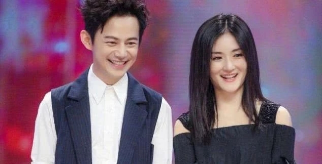 何炅谢娜最新同台视频 9e2300c08c314f4cbb0605e2e7edb190.jpeg