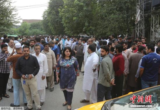 巴基斯坦地震遇难人数升至26人