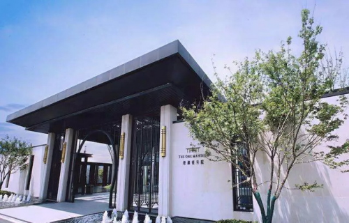 新力地产IPO：董事长张园林神隐幕后 221