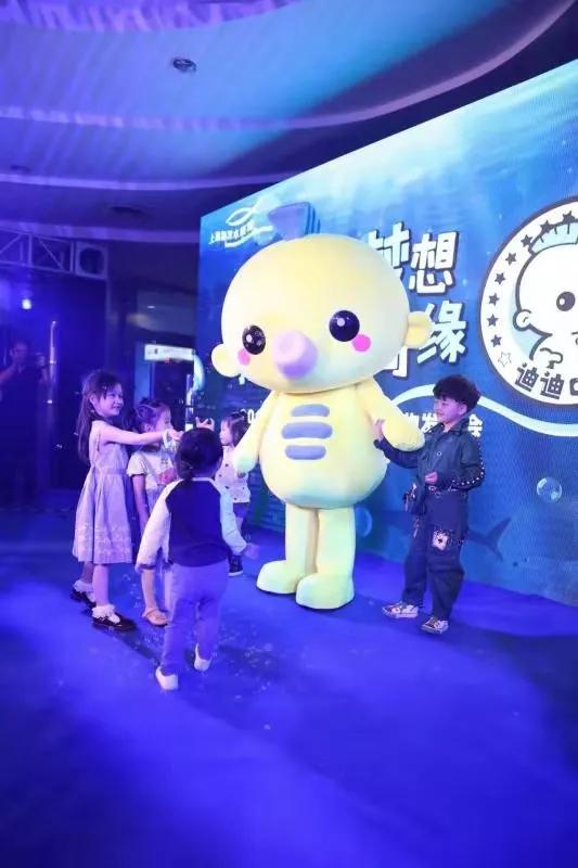 上海海洋水族馆吉祥物诞生守护那一片蔚蓝色的美好