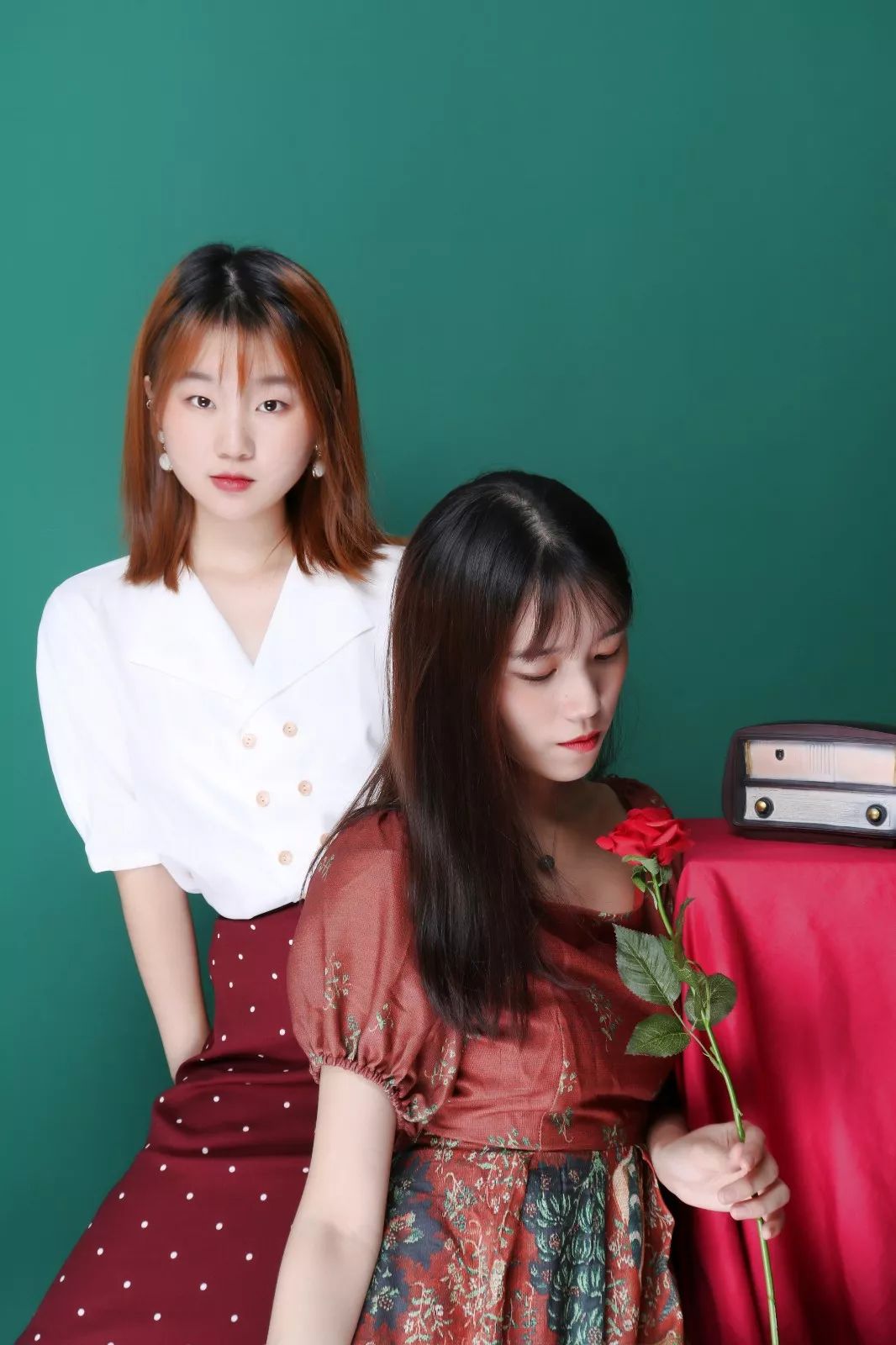 四十女人拍写真 de20076cd1b242ed86df4fad18a0f486.jpeg