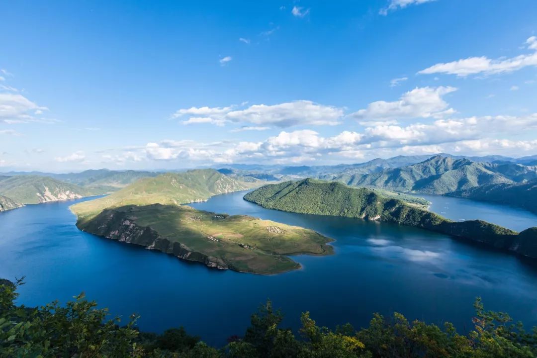 集安市的鸭绿江太极湾