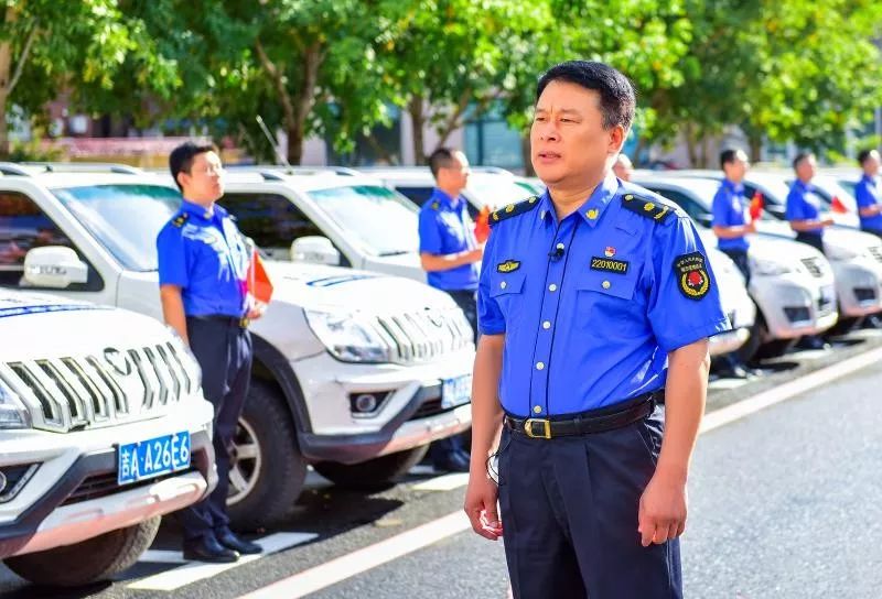 带着感情担负起城市管理的神圣职责——访长春市城市管理局党组书记