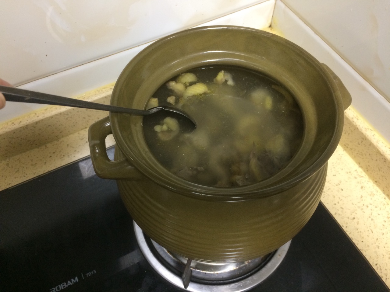 家常靓汤大厨教你慢火老鸡汤这几步做到了鸡汤味道鲜美
