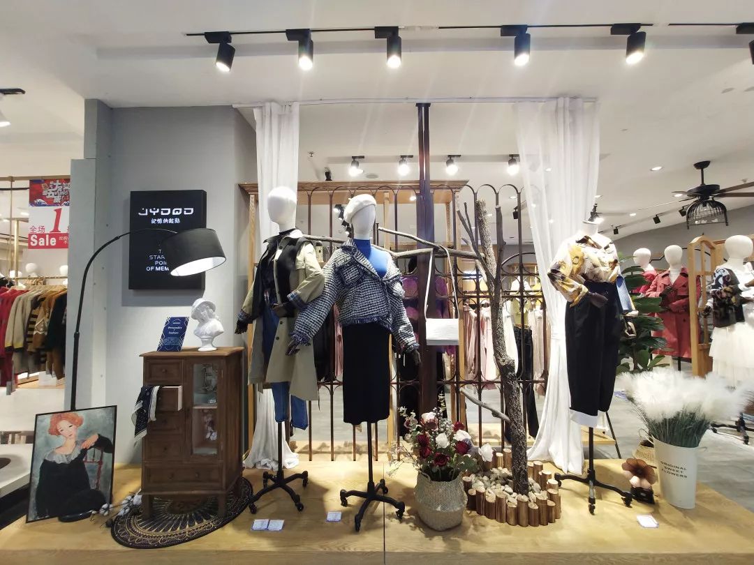 new store|记忆的起点 强势入驻荣大b座二层