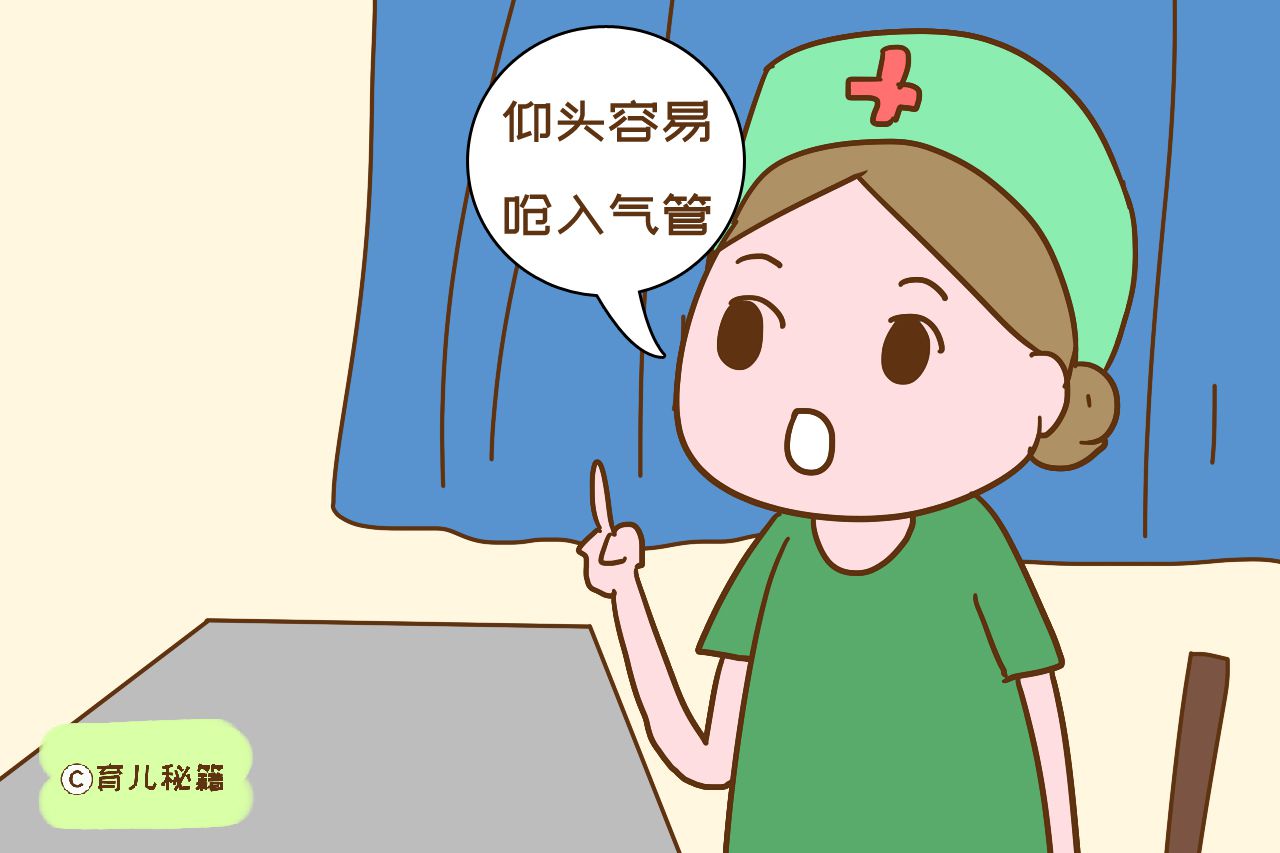 育儿小秘籍@原创入秋孩子流鼻血，家长第一反应让仰头，遭医生反对：小心会害了娃