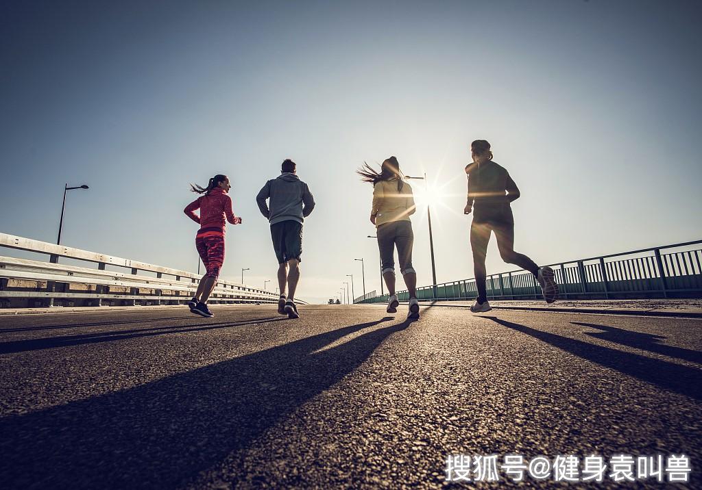 做什么运动可以提高跑步耐力 0e4a9275a17e4efb9508581cd4840149.jpeg