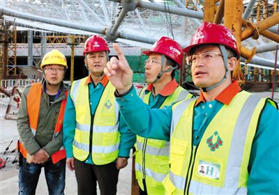 对话北京城建集团新机场建设副总指挥李建华 高峰时相当于每天盖一座